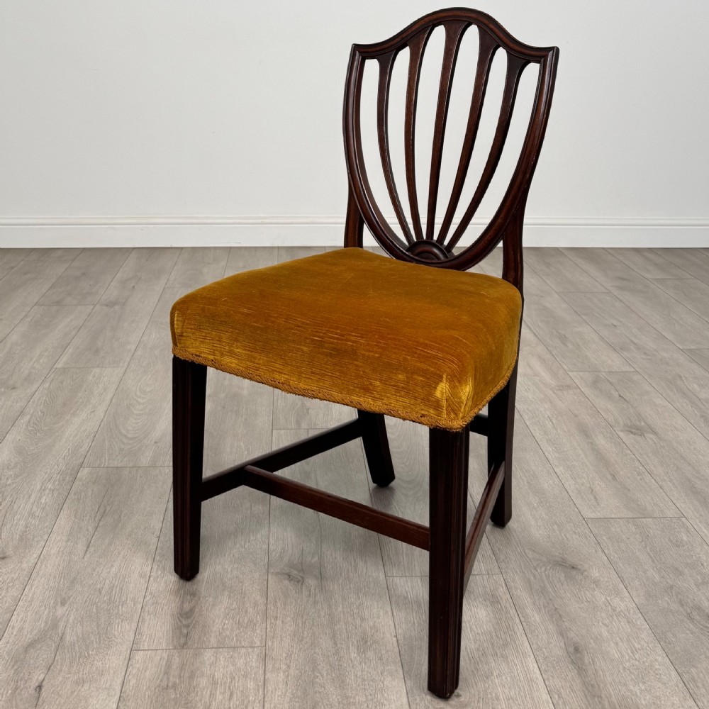 Antique 19th Century Set Of 6 Dining Chairs In Mahogany  View II