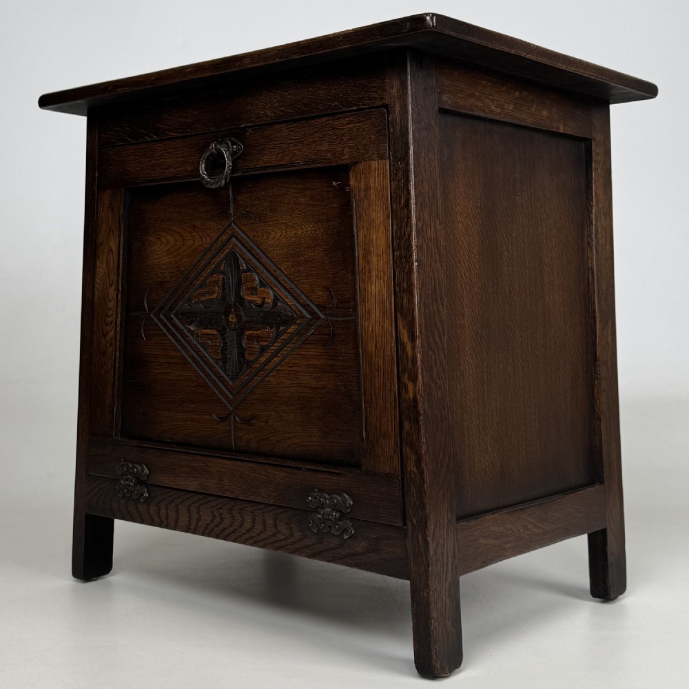Antique 20th Century Good Quality Small Oak Cabinet  View V
