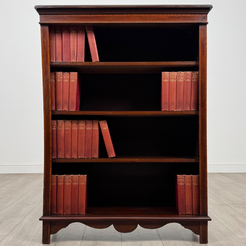 Antique 20th Century Inlaid Open Bookcase In Mahogany 