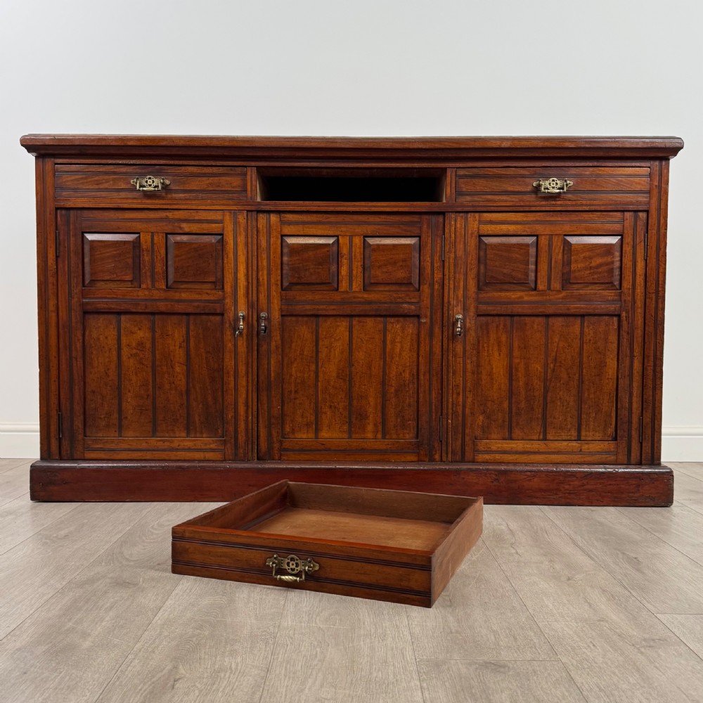  Antique 20th Century Good Quality Sideboard In Walnut  View IX