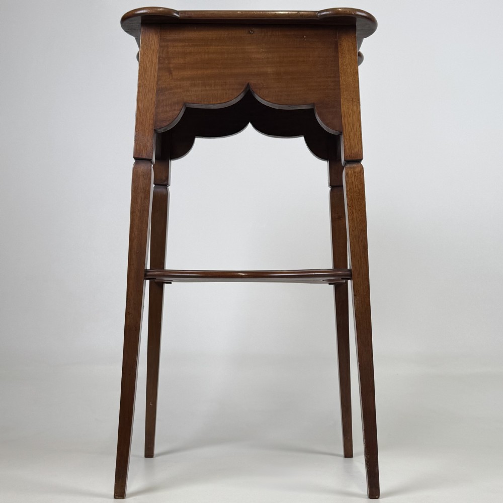 Antique 20th Century Good Quality Plant Stand In Mahogany 