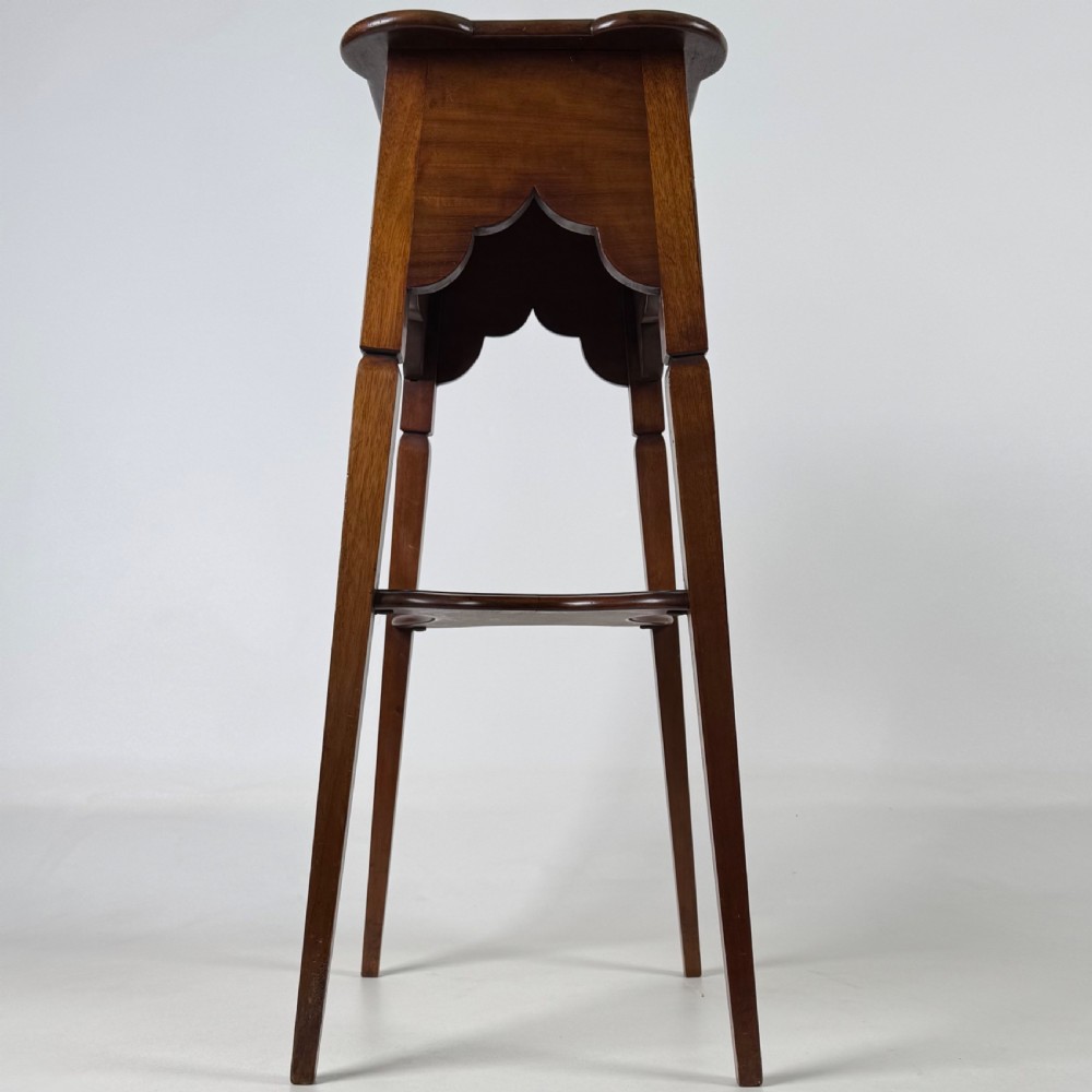 Antique 20th Century Good Quality Plant Stand In Mahogany  View III