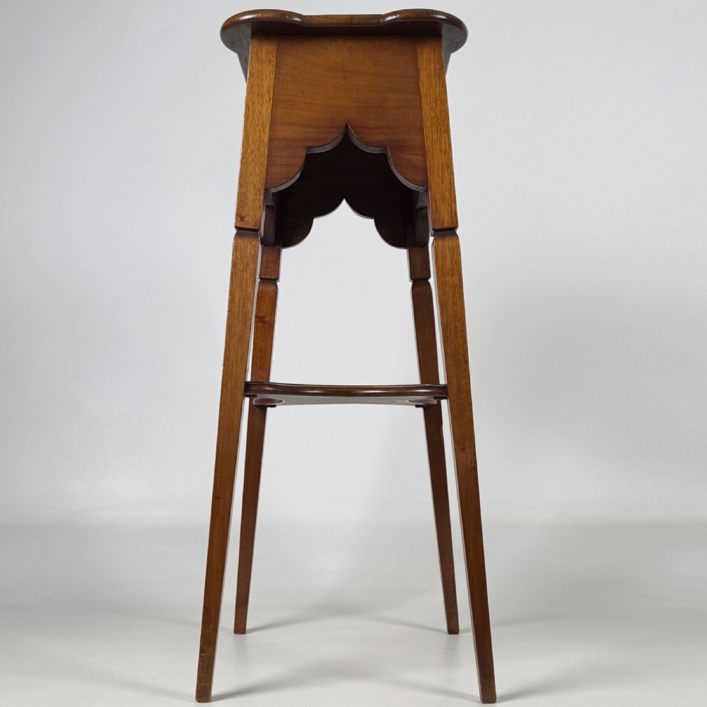 Antique 20th Century Good Quality Plant Stand In Mahogany  View IV