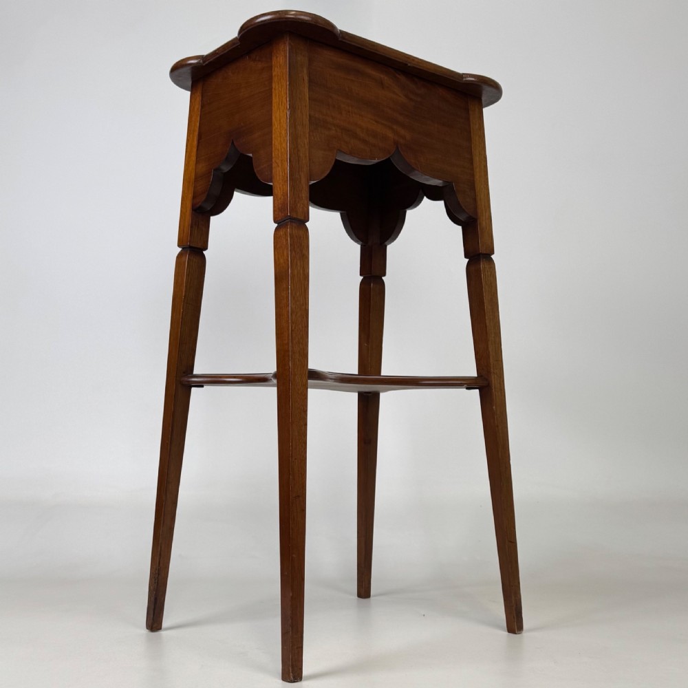 Antique 20th Century Good Quality Plant Stand In Mahogany  View V