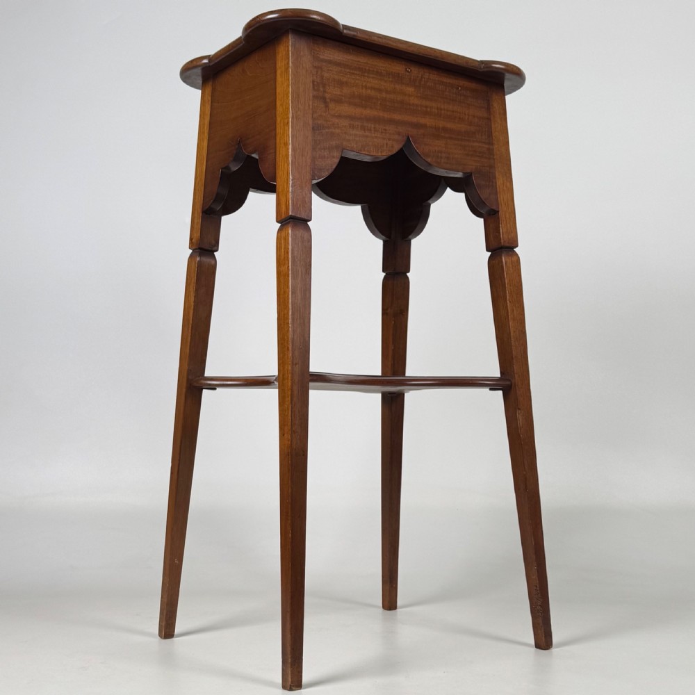 Antique 20th Century Good Quality Plant Stand In Mahogany  View VIII