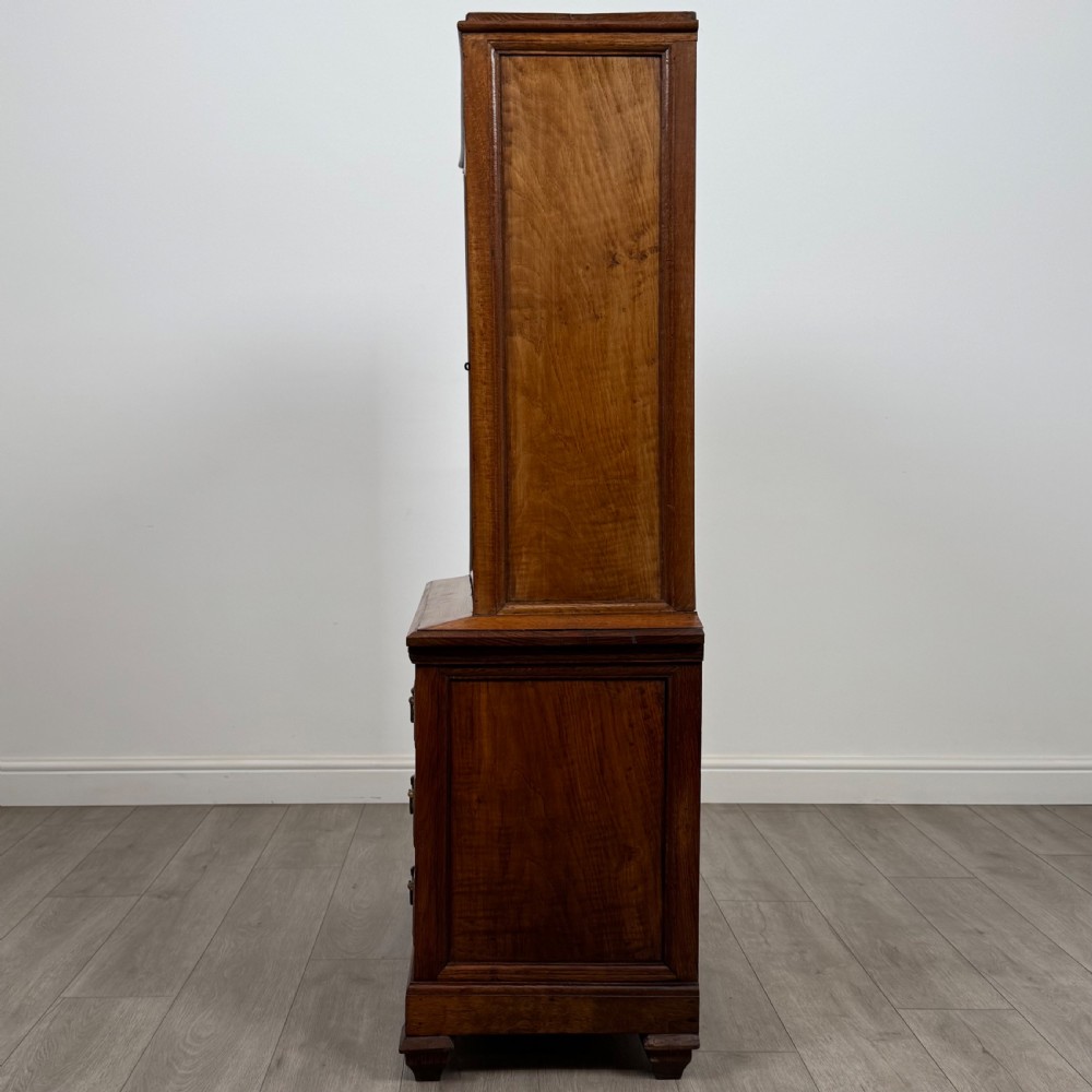 Antique 20th Century Fine Quality Unique Display Cabinet In Oak View V