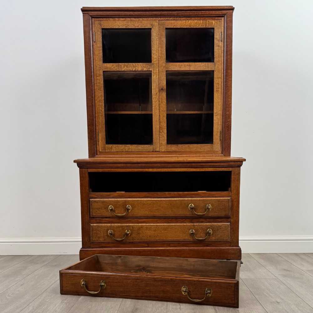 Antique 20th Century Fine Quality Unique Display Cabinet In Oak View XII