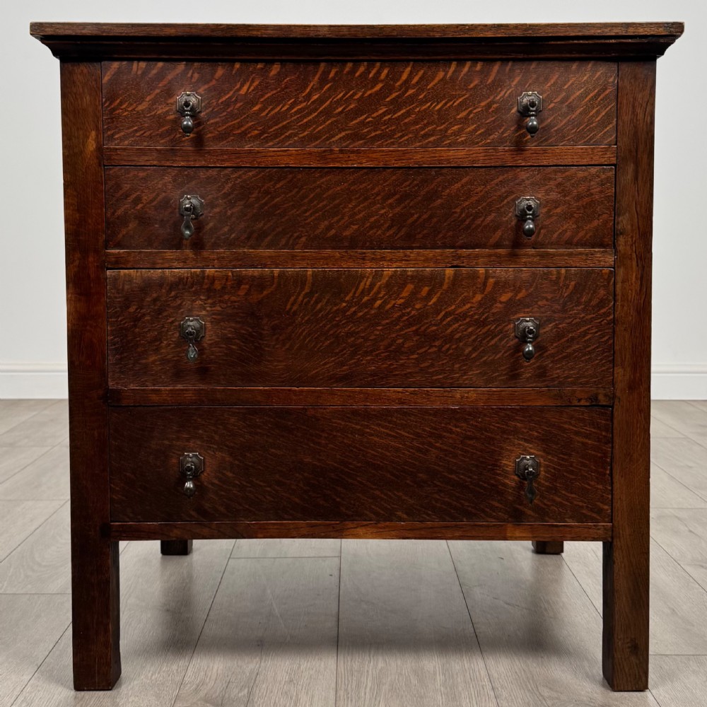 Antique 20th Century Deep Oak Chest Of Drawers In Oak 