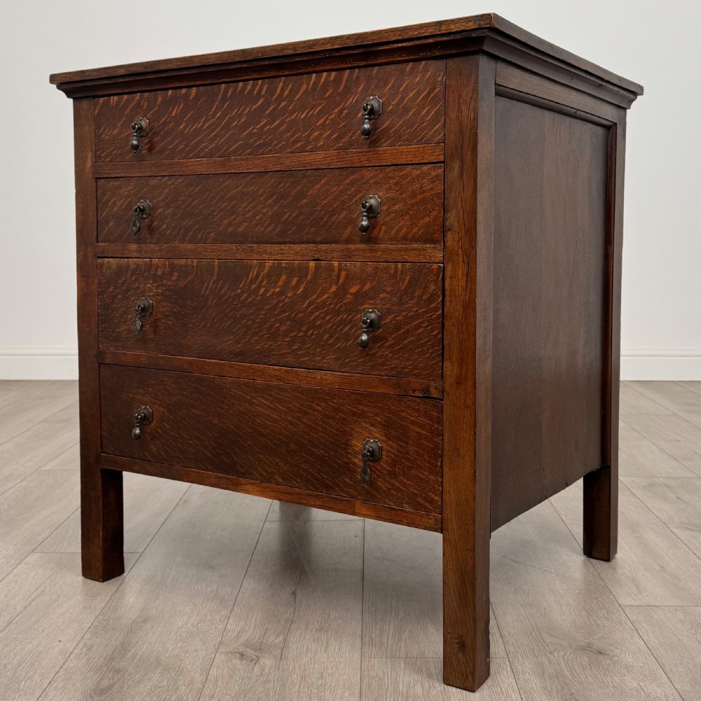 Antique 20th Century Deep Oak Chest Of Drawers In Oak  View II