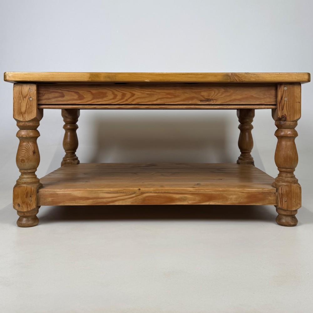  Antique 20th Century Good Quality Pine Farmhouse Coffee Table  View V