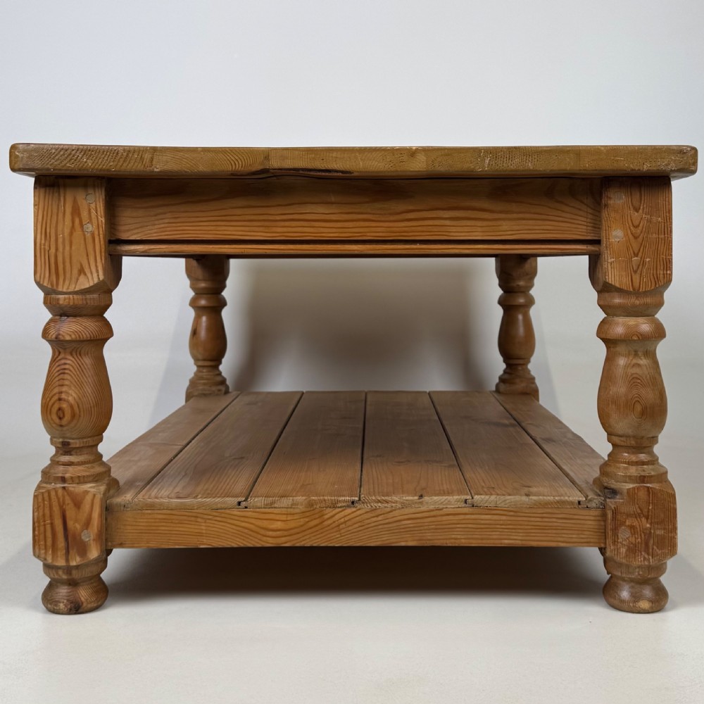  Antique 20th Century Good Quality Pine Farmhouse Coffee Table  View VII