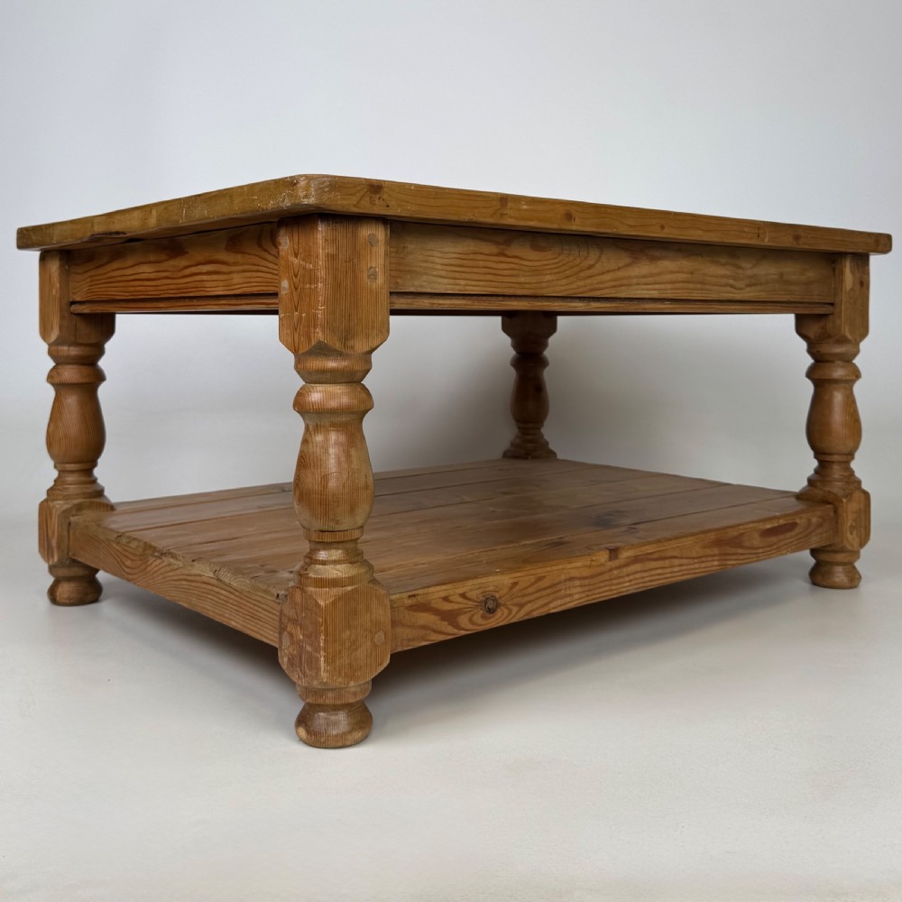  Antique 20th Century Good Quality Pine Farmhouse Coffee Table  View VIII
