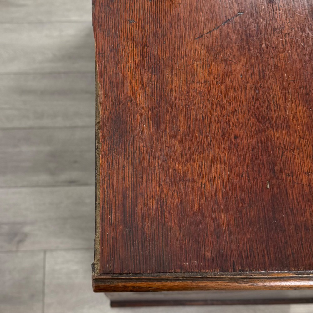 Antique 18th Century Good Quality Oak Chest Of Drawers  View XII