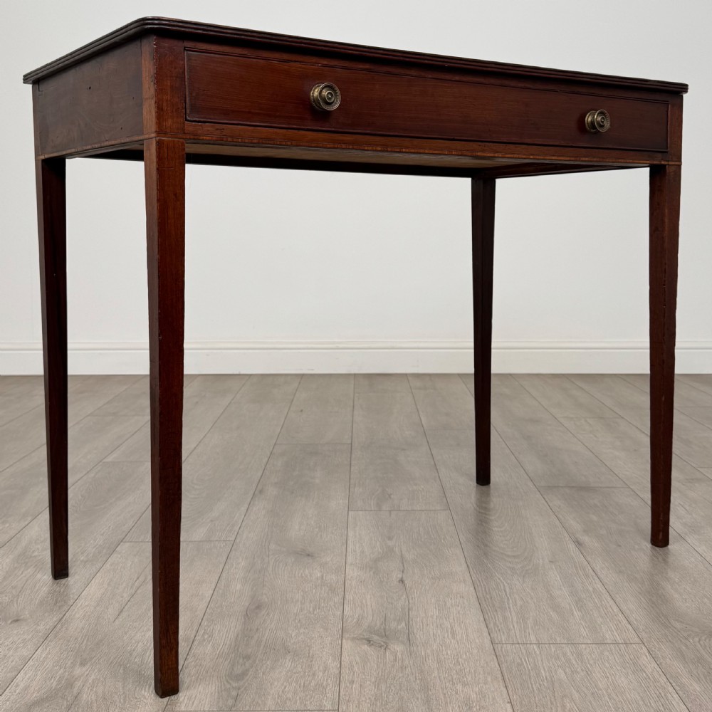  Antique 18th Century Good Quality Writing Table In Mahogany  View VIII
