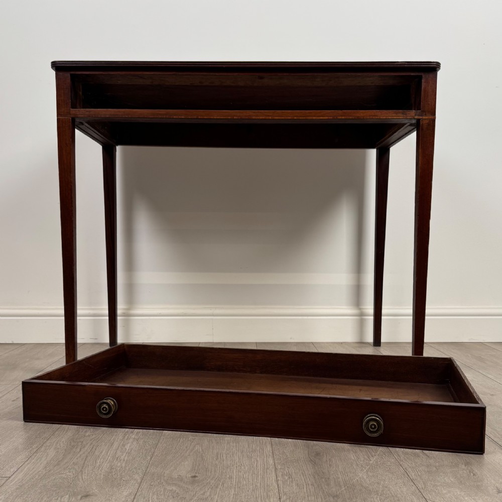  Antique 18th Century Good Quality Writing Table In Mahogany  View X