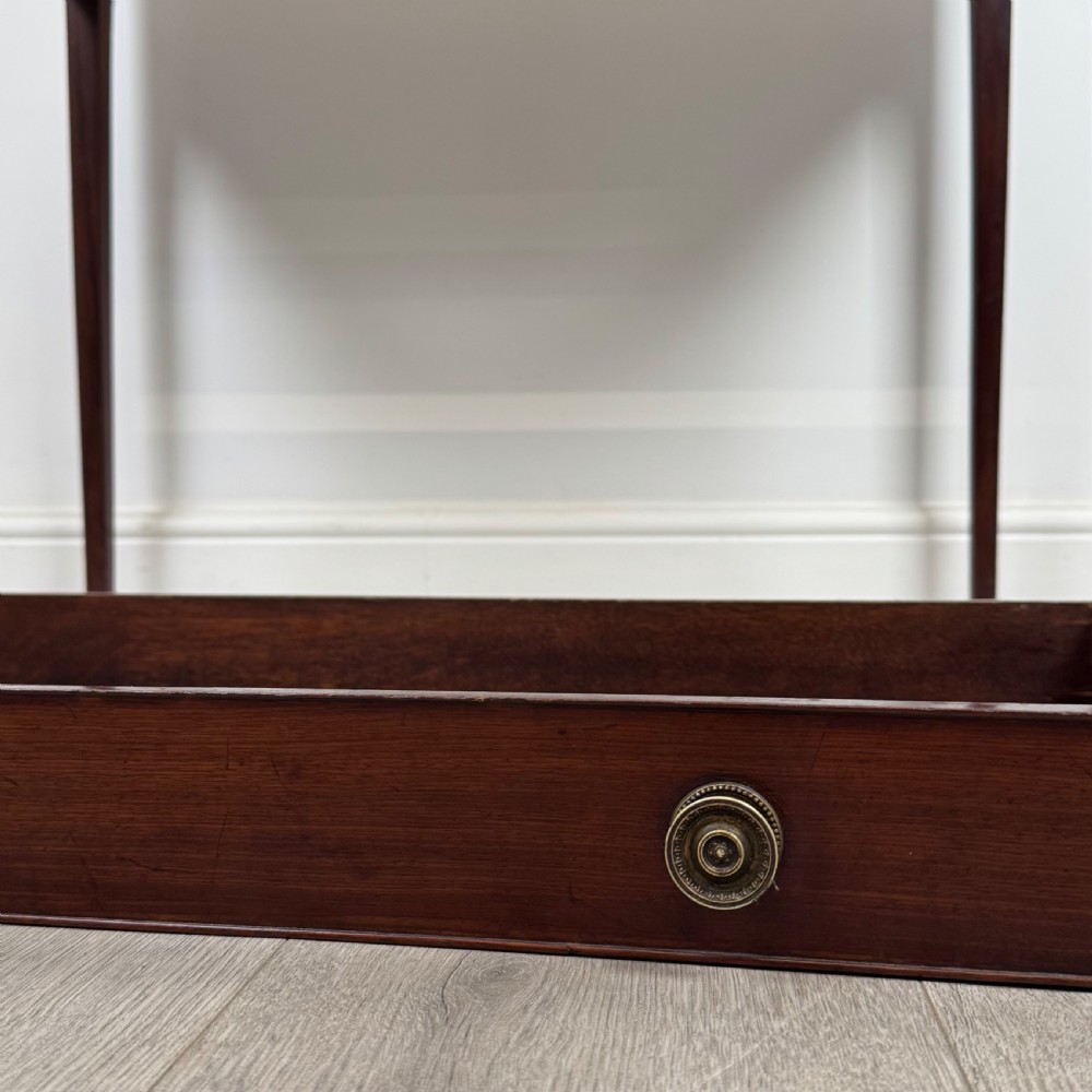  Antique 18th Century Good Quality Writing Table In Mahogany  View XI