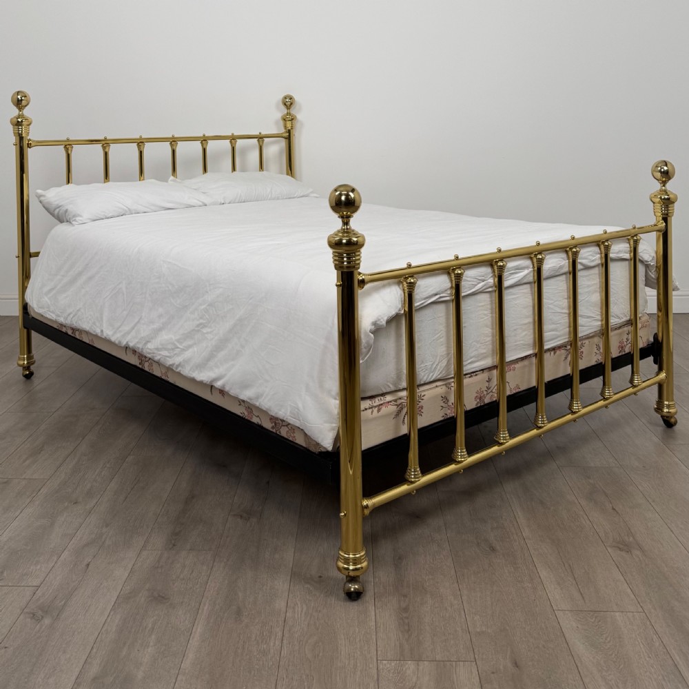Antique 20th Century Fine Quality Brass King Size Bed 