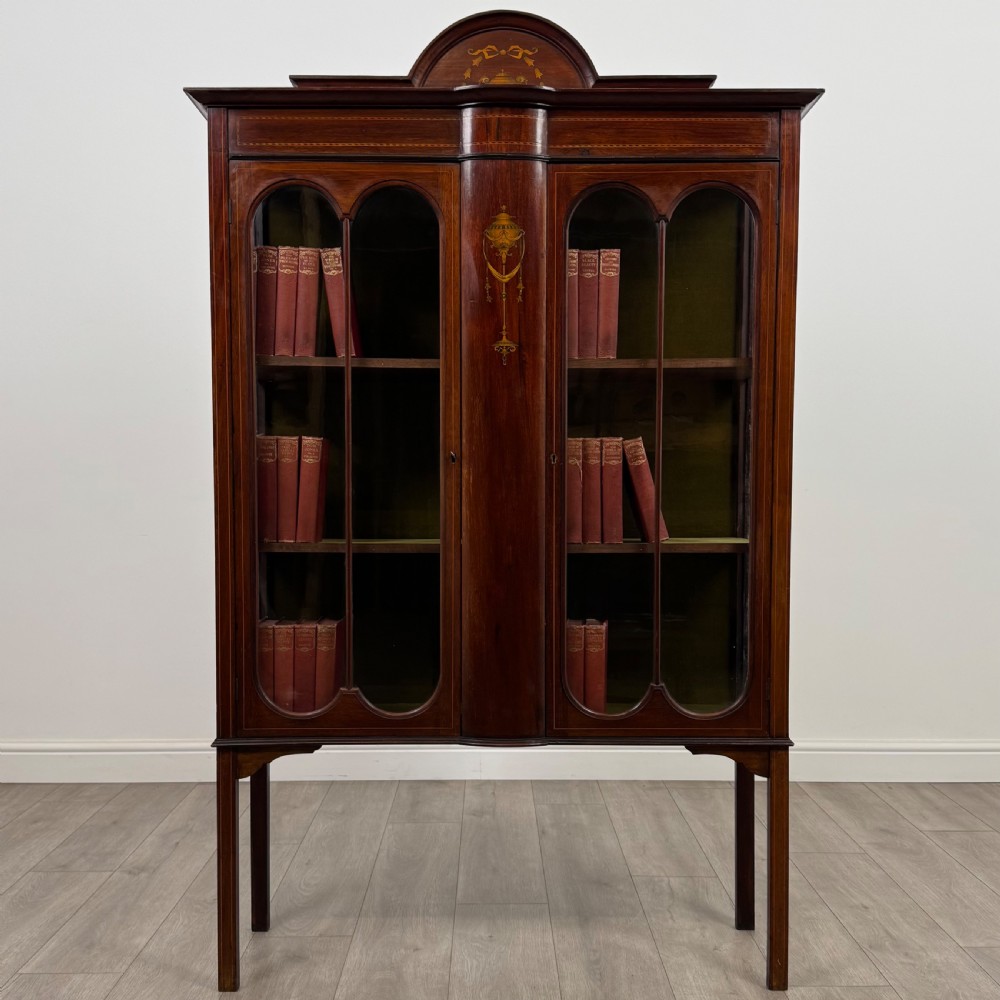 Antique 20th Century Inlaid Display Cabinet In Mahogany