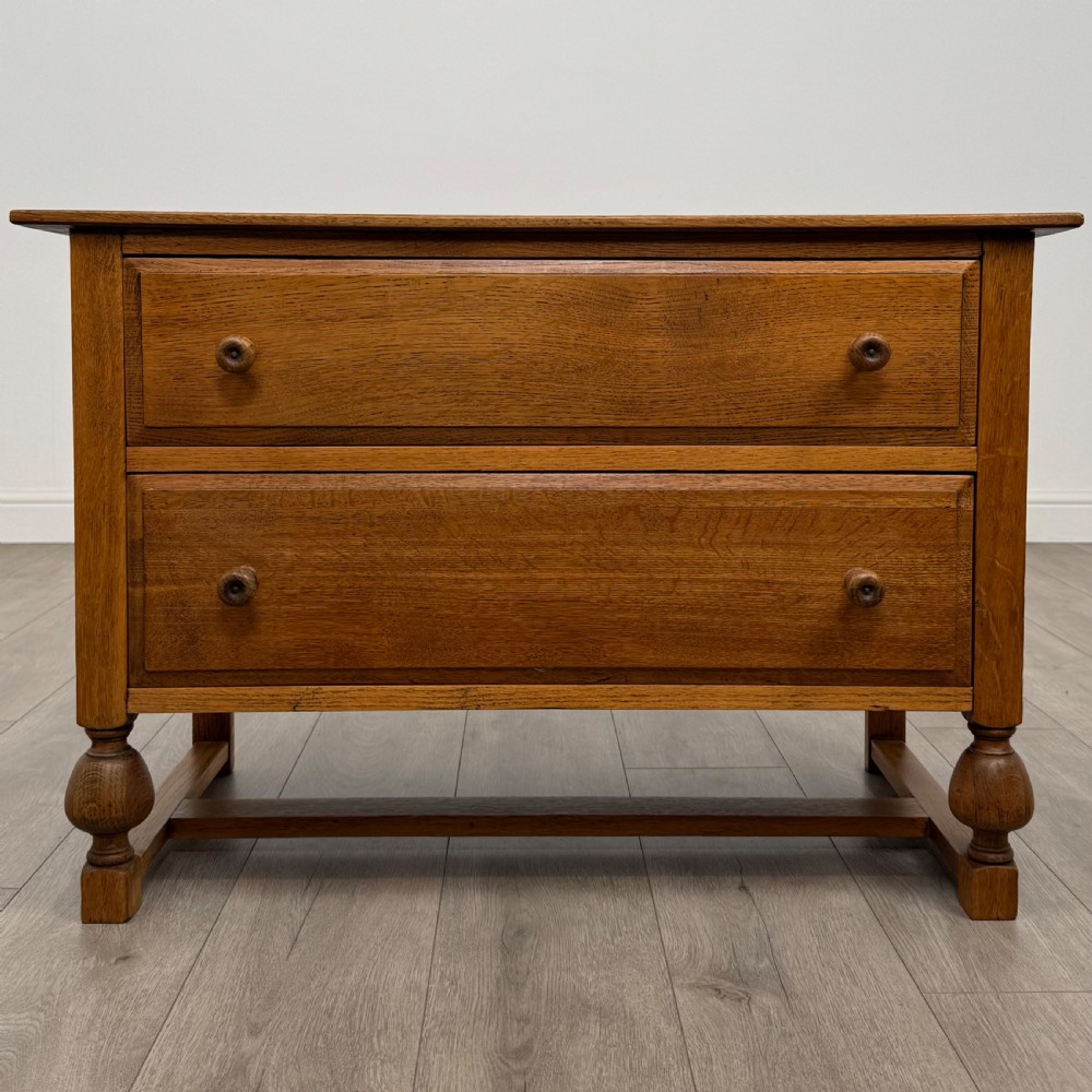 Antique 20th Century Good Quality Low Chest Of Drawers In Oak 