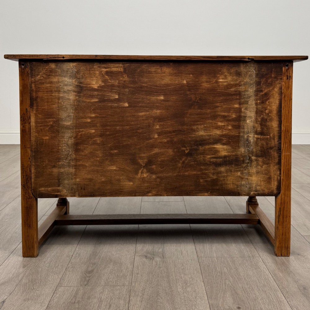 Antique 20th Century Good Quality Low Chest Of Drawers In Oak  View V
