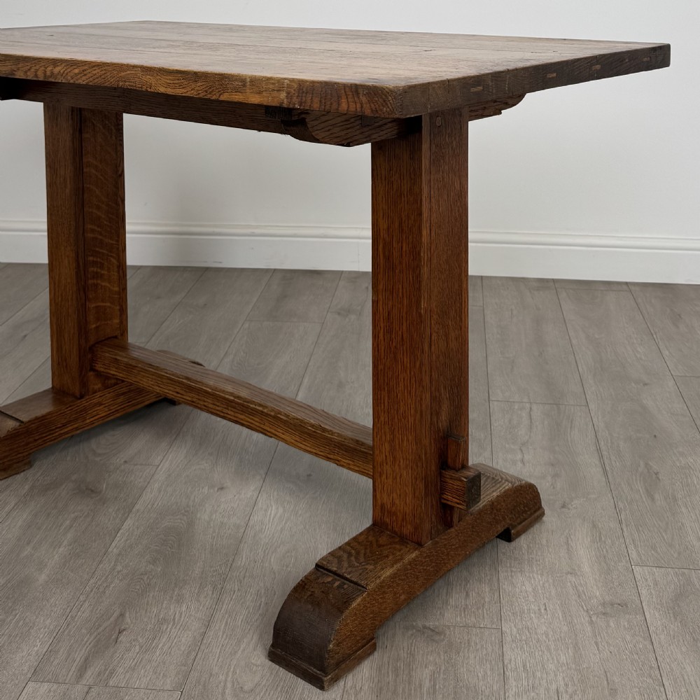 Antique 20th Century Small Oak Dining Table Of Good Quality  View VI