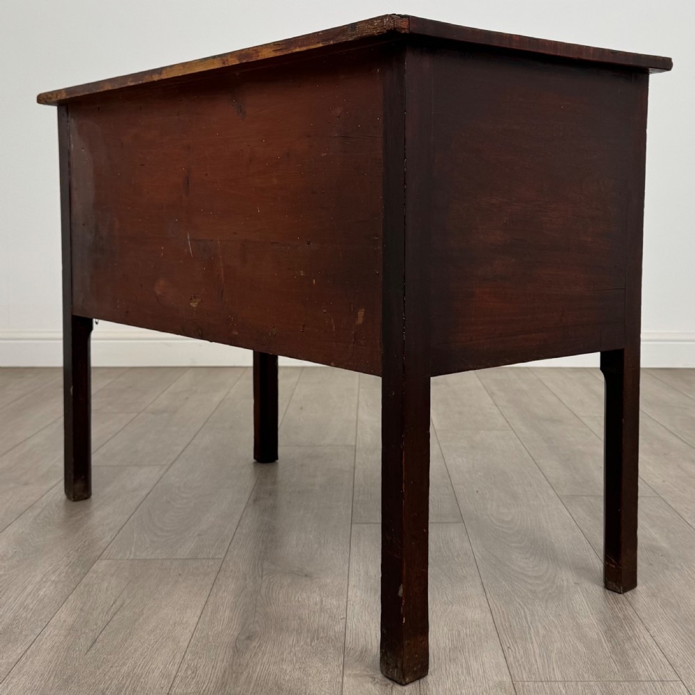 Antique 18th Century Good Quality Kneehole Desk In Mahogany  View VI