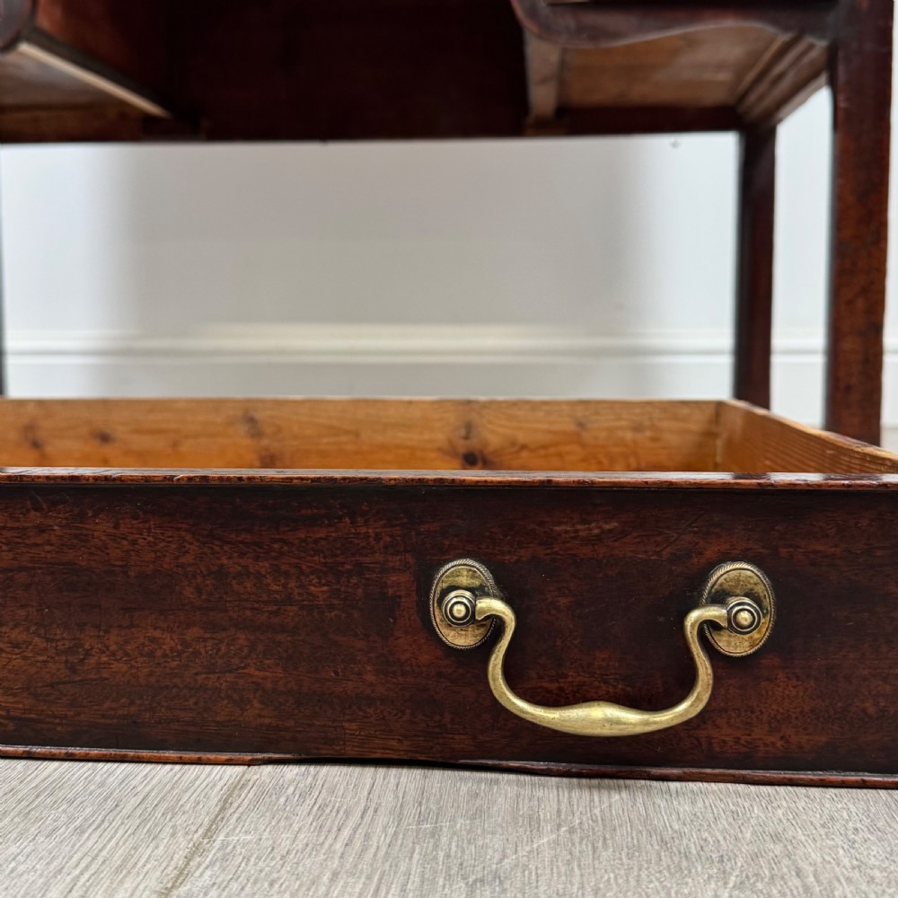 Antique 18th Century Good Quality Kneehole Desk In Mahogany  View XI