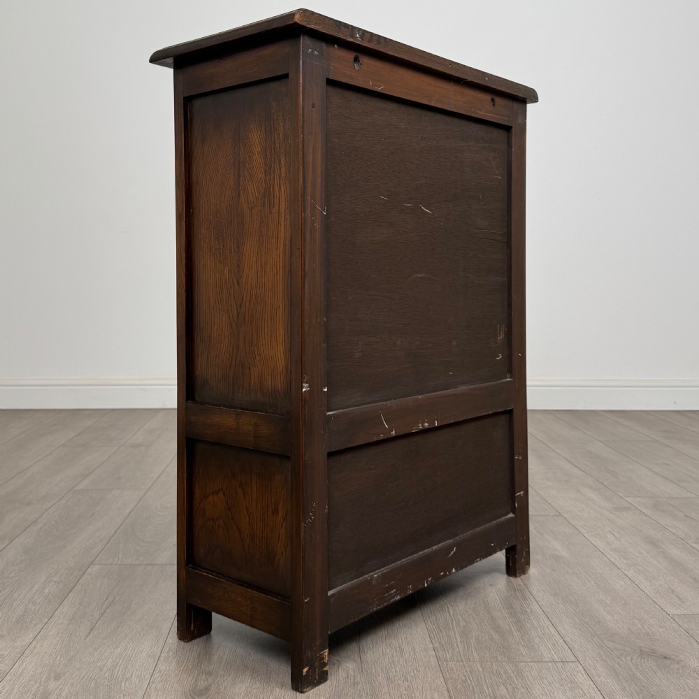 Antique 20th Century Good Quality Small Oak Cabinet  View VI