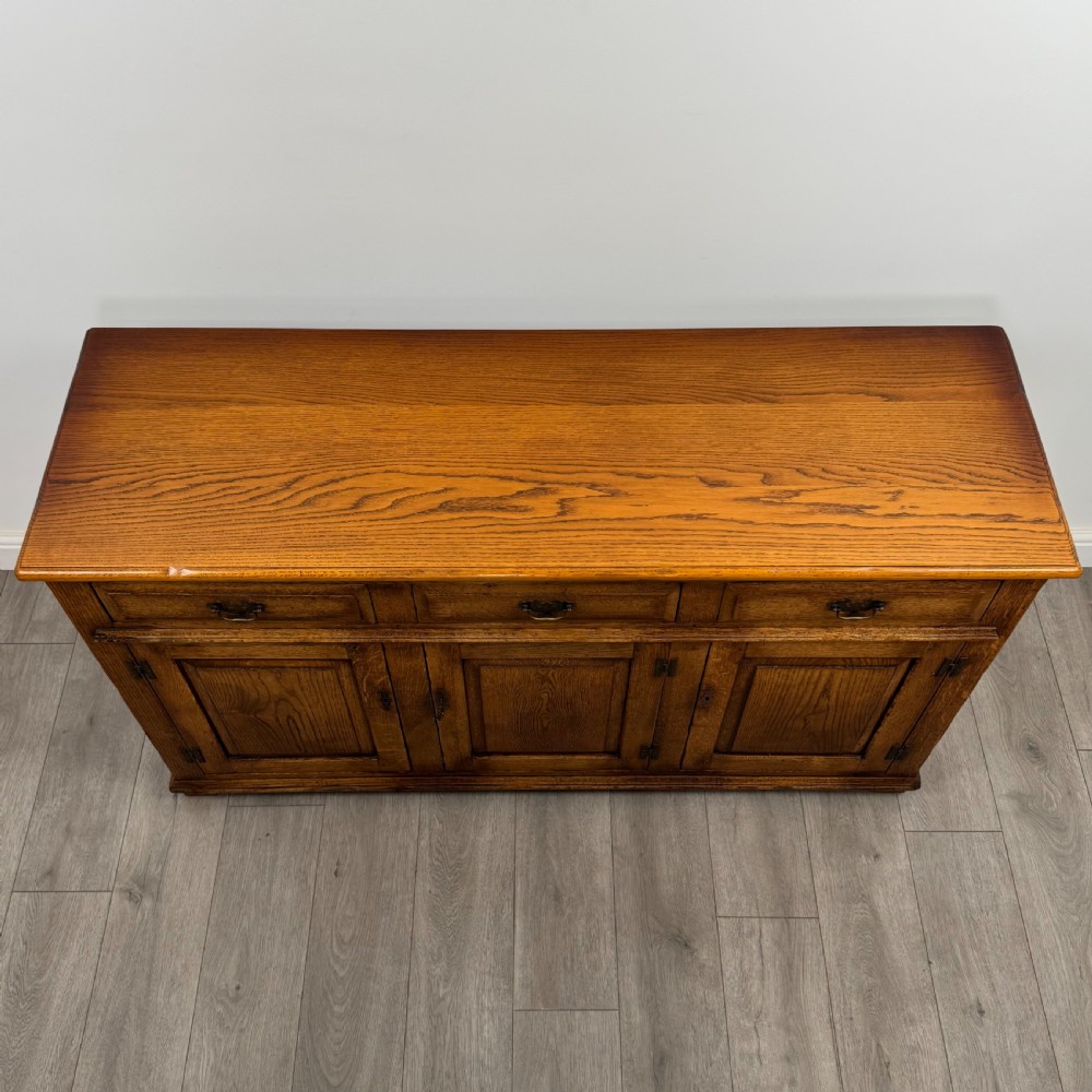 Antique 20th Century Fine Quality Sideboard In Oak View X