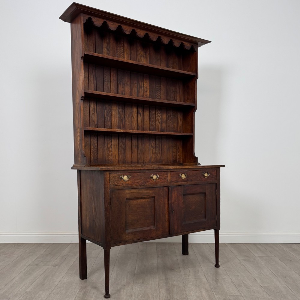 Antique 20th Century Good Quality Dresser In Oak  View X