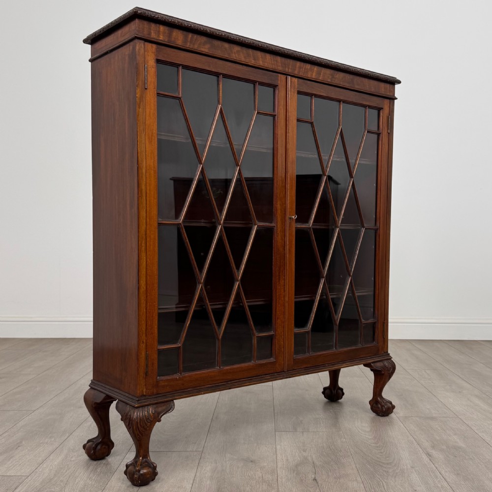 Antique 20th Century Small Mahogany Display Cabinet  View IX