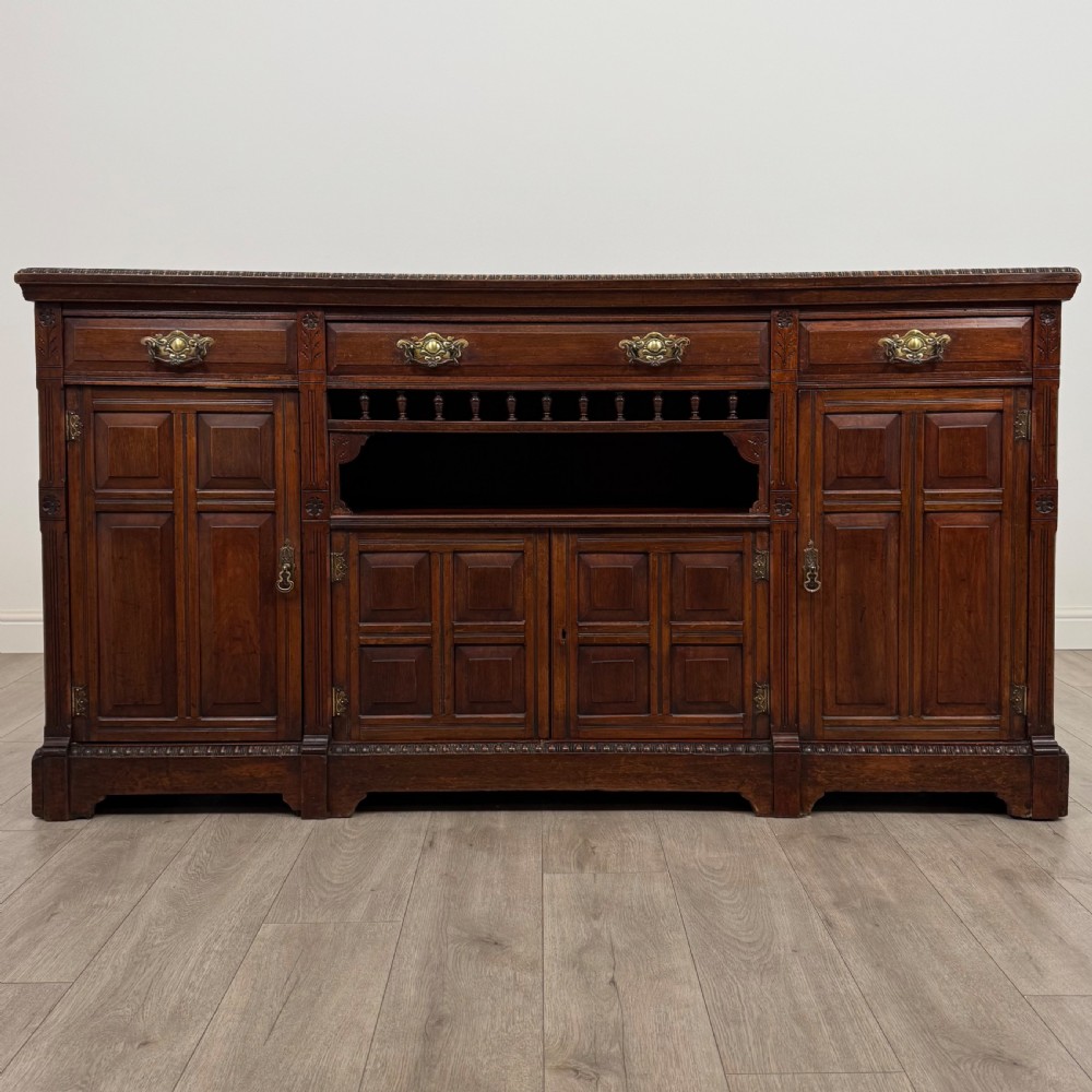 Antique 20th Century Good Quality Sideboard In Walnut 