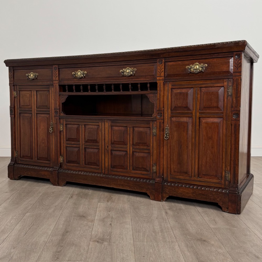 Antique 20th Century Good Quality Sideboard In Walnut  View III