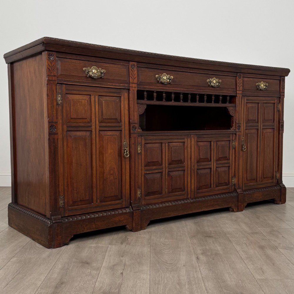 Antique 20th Century Good Quality Sideboard In Walnut  View IX