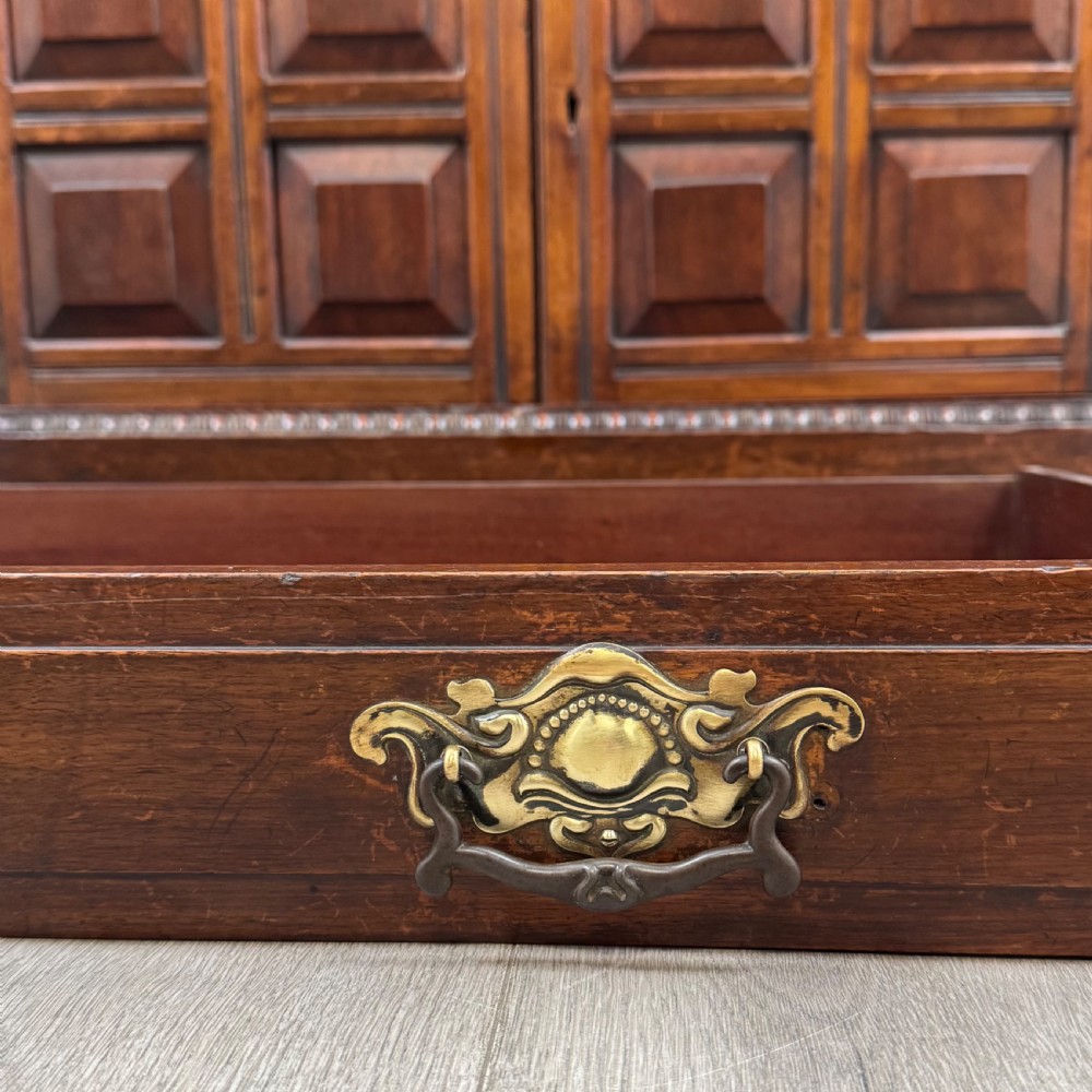 Antique 20th Century Good Quality Sideboard In Walnut  View XI