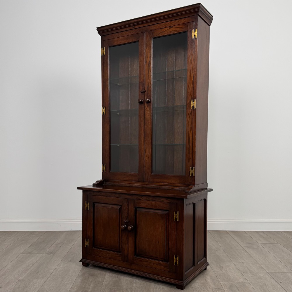 Antique 20th Century Good Quality Display Cabinet In Oak  View III