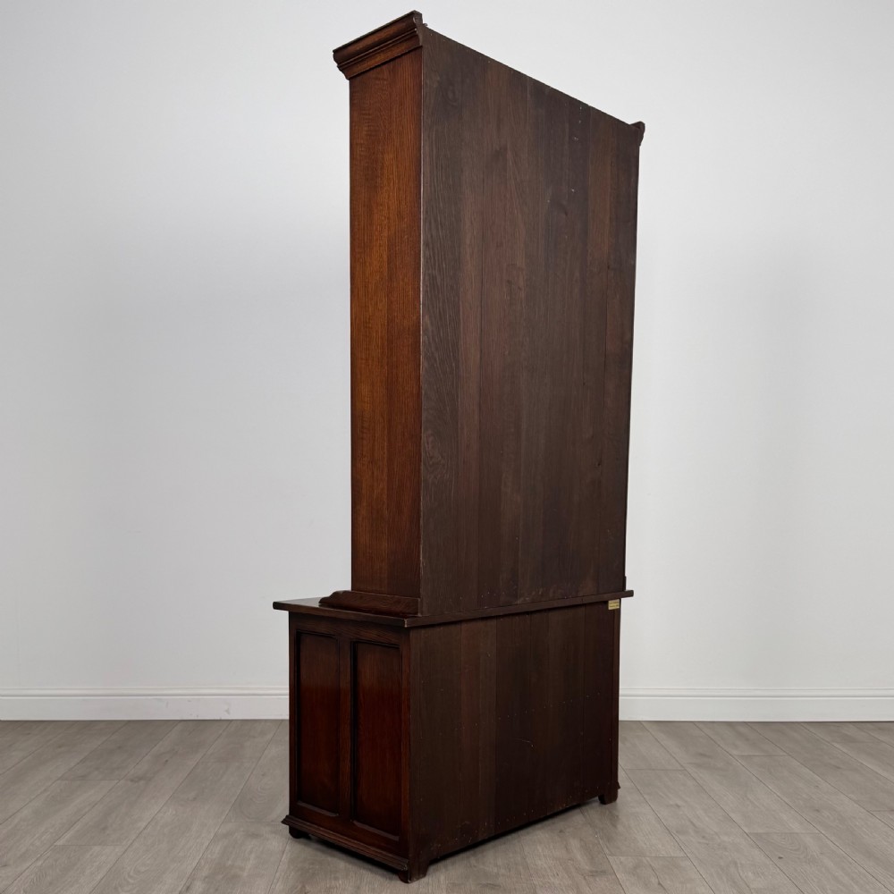 Antique 20th Century Good Quality Display Cabinet In Oak  View V