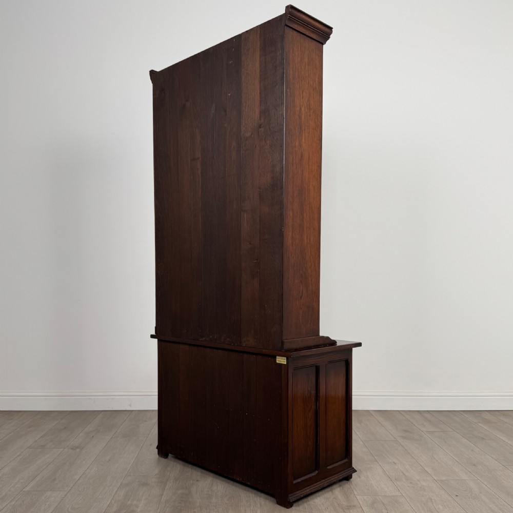 Antique 20th Century Good Quality Display Cabinet In Oak  View VII