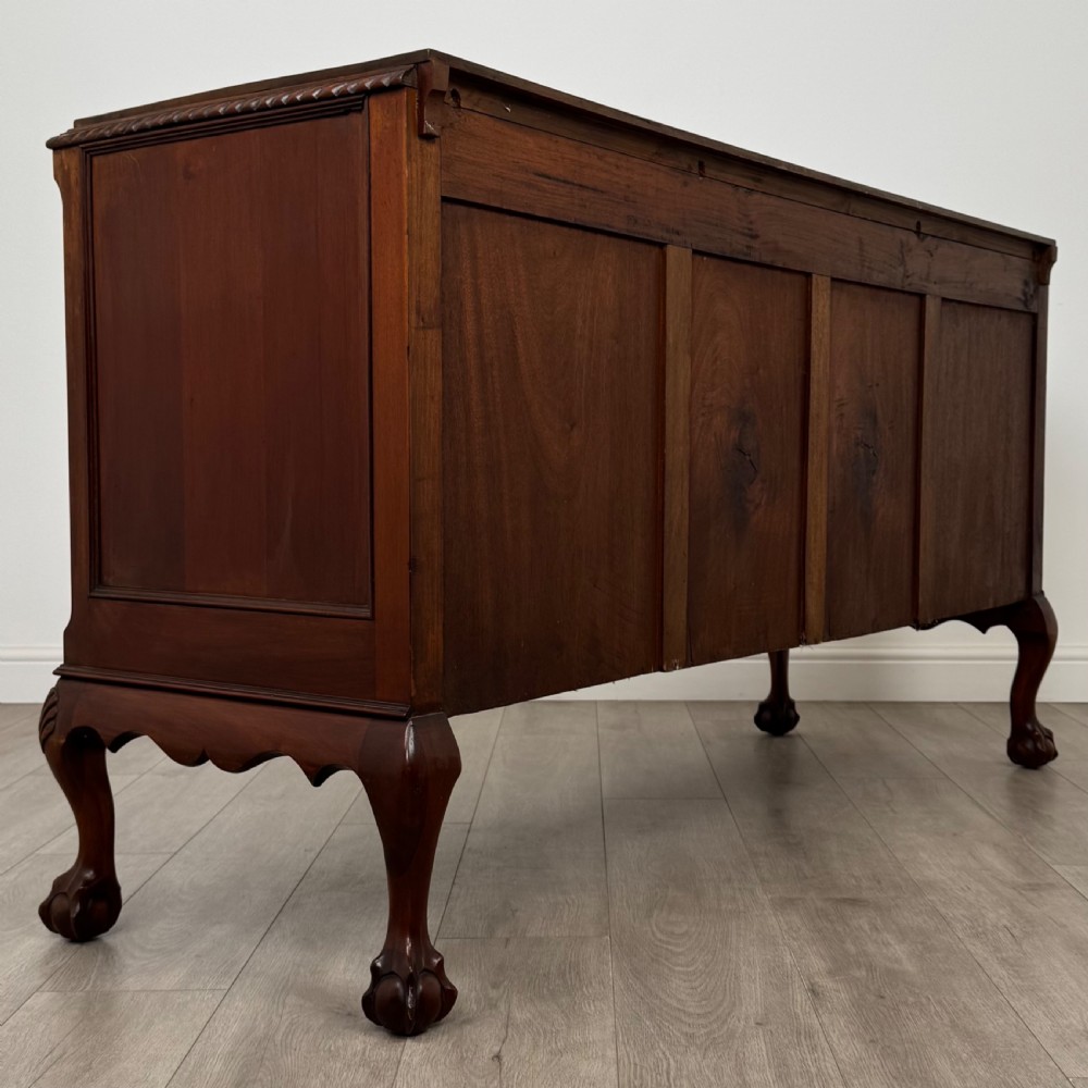  Antique 20th Century Good Quality Sideboard In Mahogany  View V