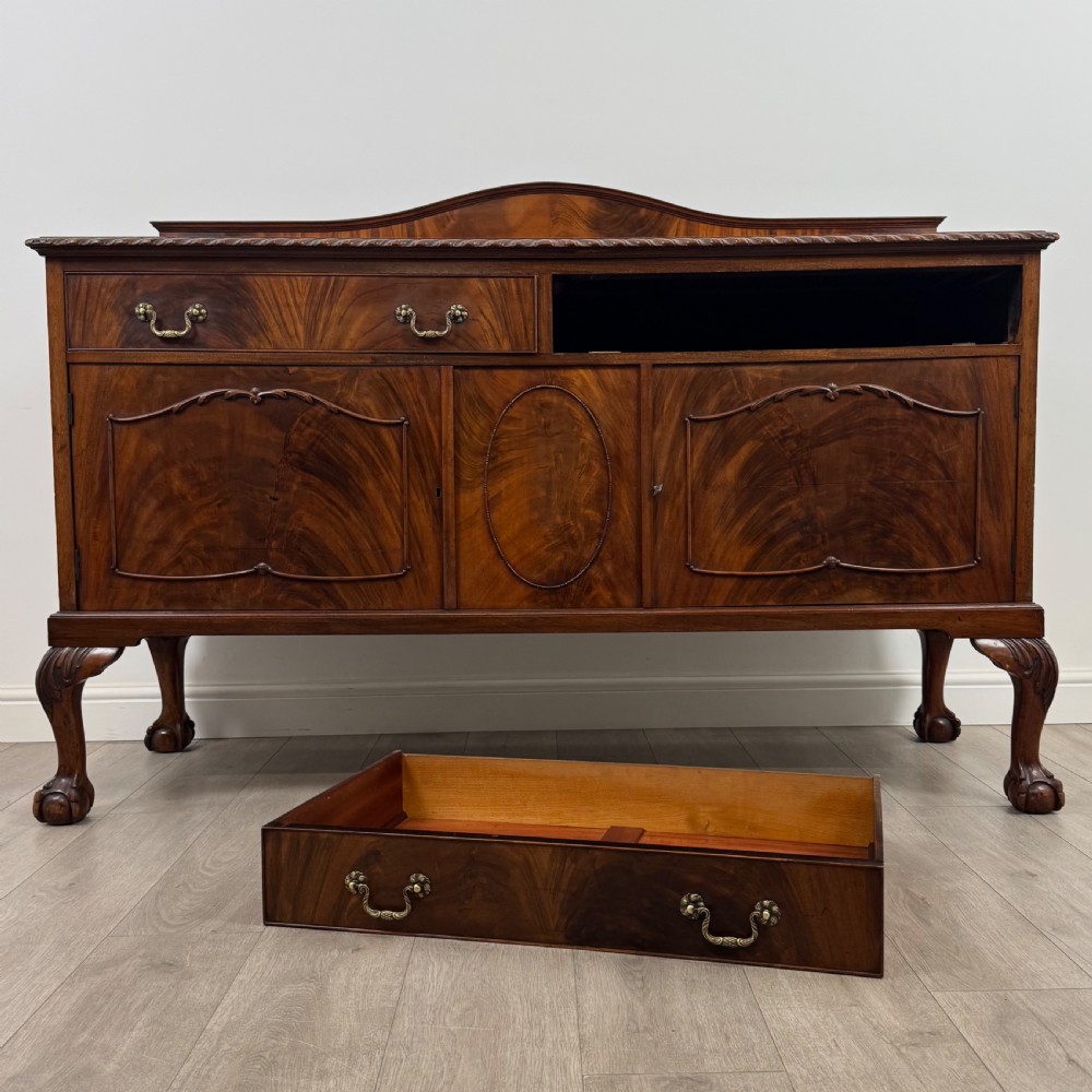 Antique 20th Century Good Quality Sideboard In Mahogany  View XI