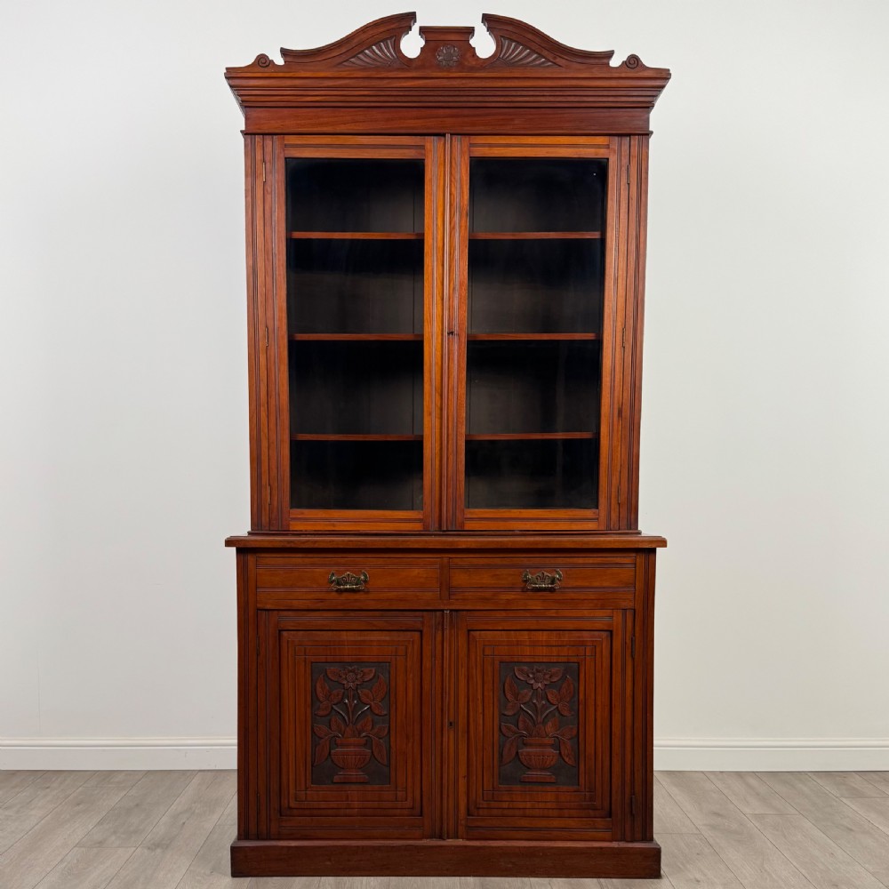 Antique 20th Century Good Quality Bookcase In Walnut  View II