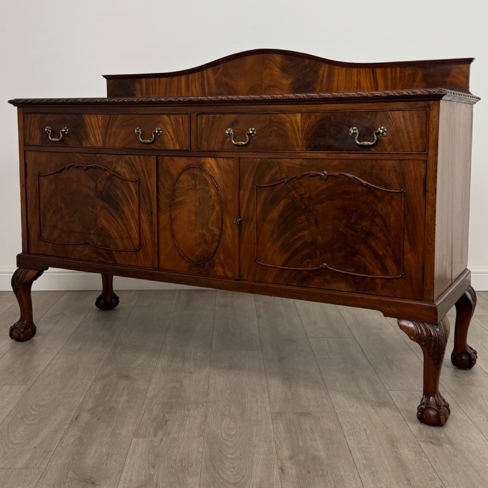 Antique 20th Century Good Quality Sideboard In Mahogany  View III