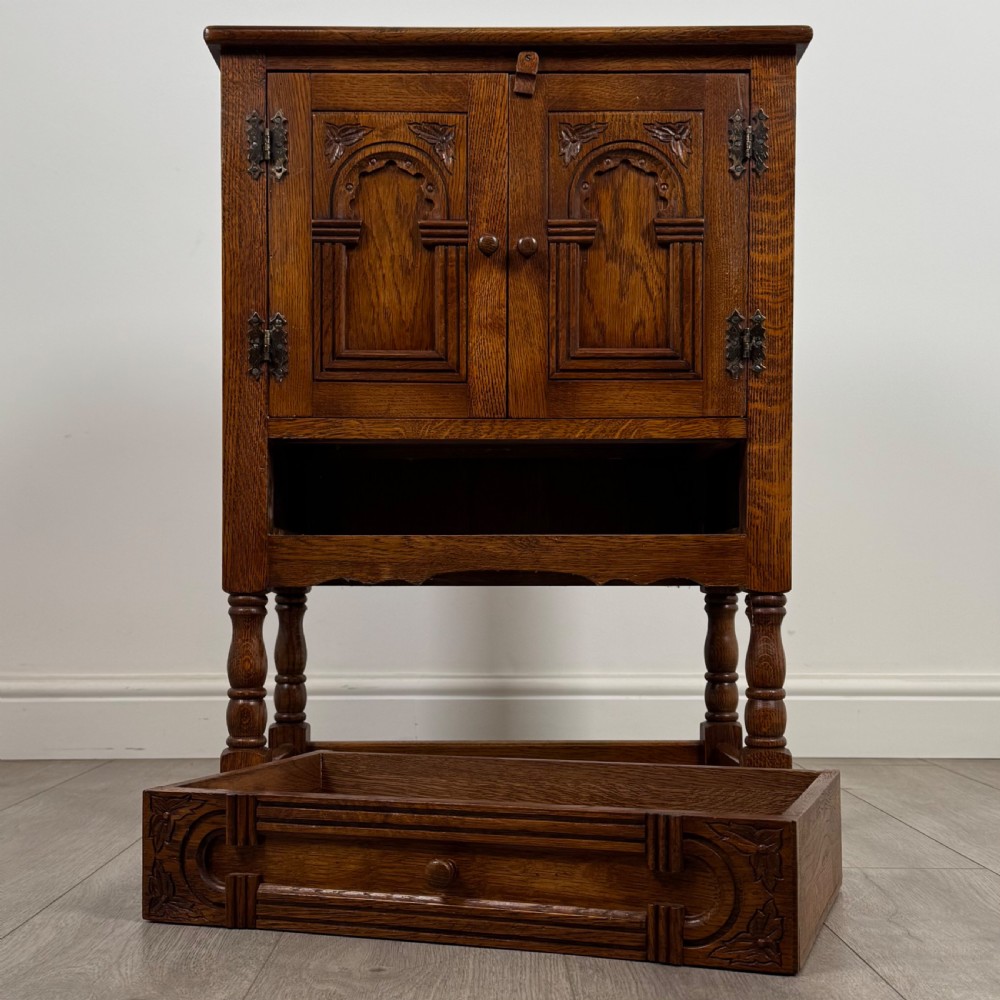 Antique 20th Century Good Quality Small Oak Cabinet  View XI