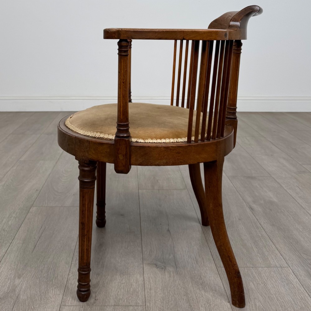 Antique 20th Century Fine Quality Inlaid Tub Chair In Mahogany  View II