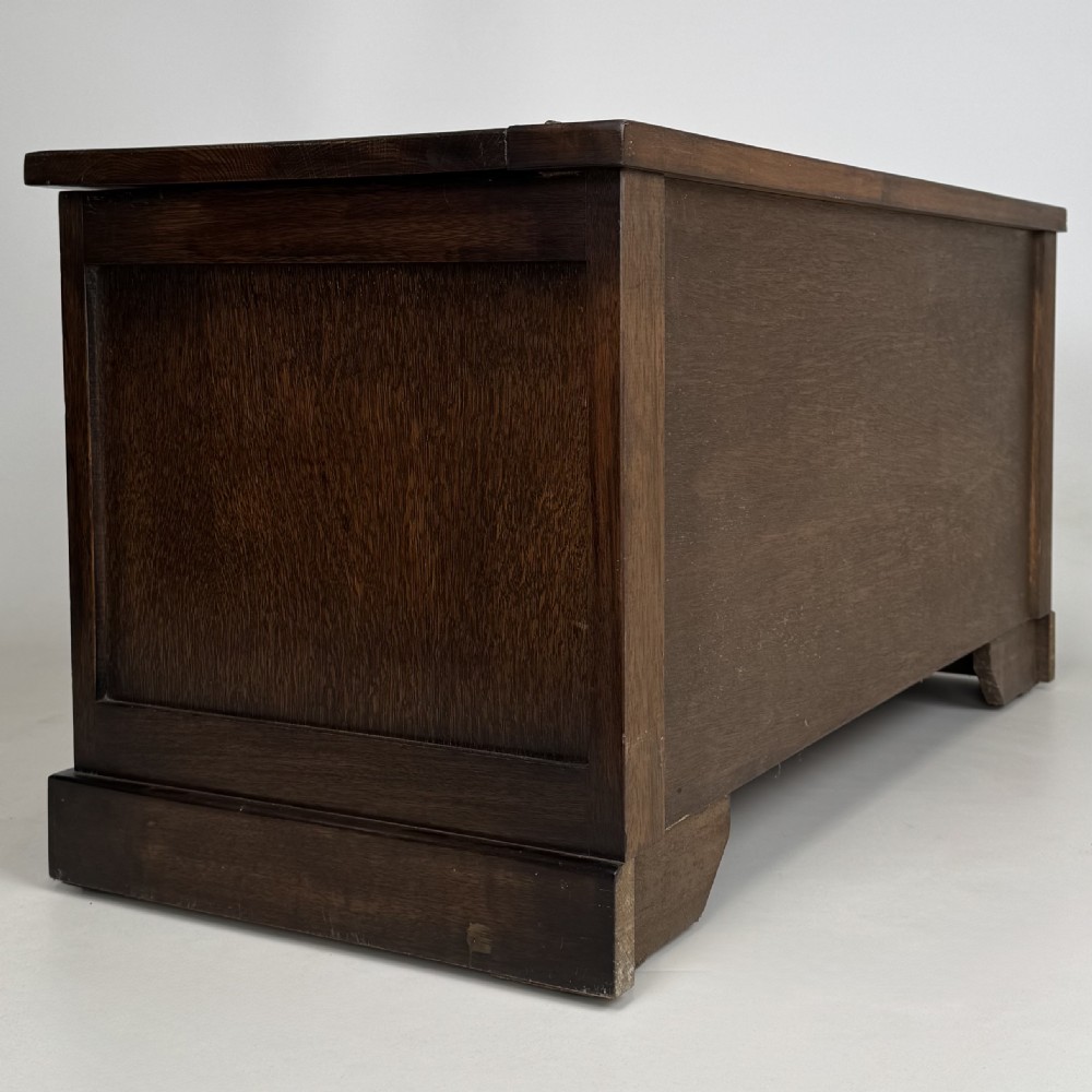 Antique 20th Century Linenfold Blanket Box In Oak View IV