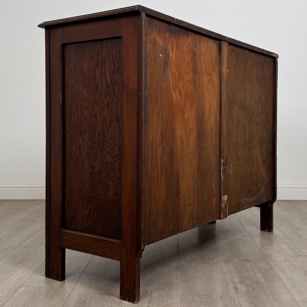Antique 20th Century Good Quality Cupboard In Oak  View V