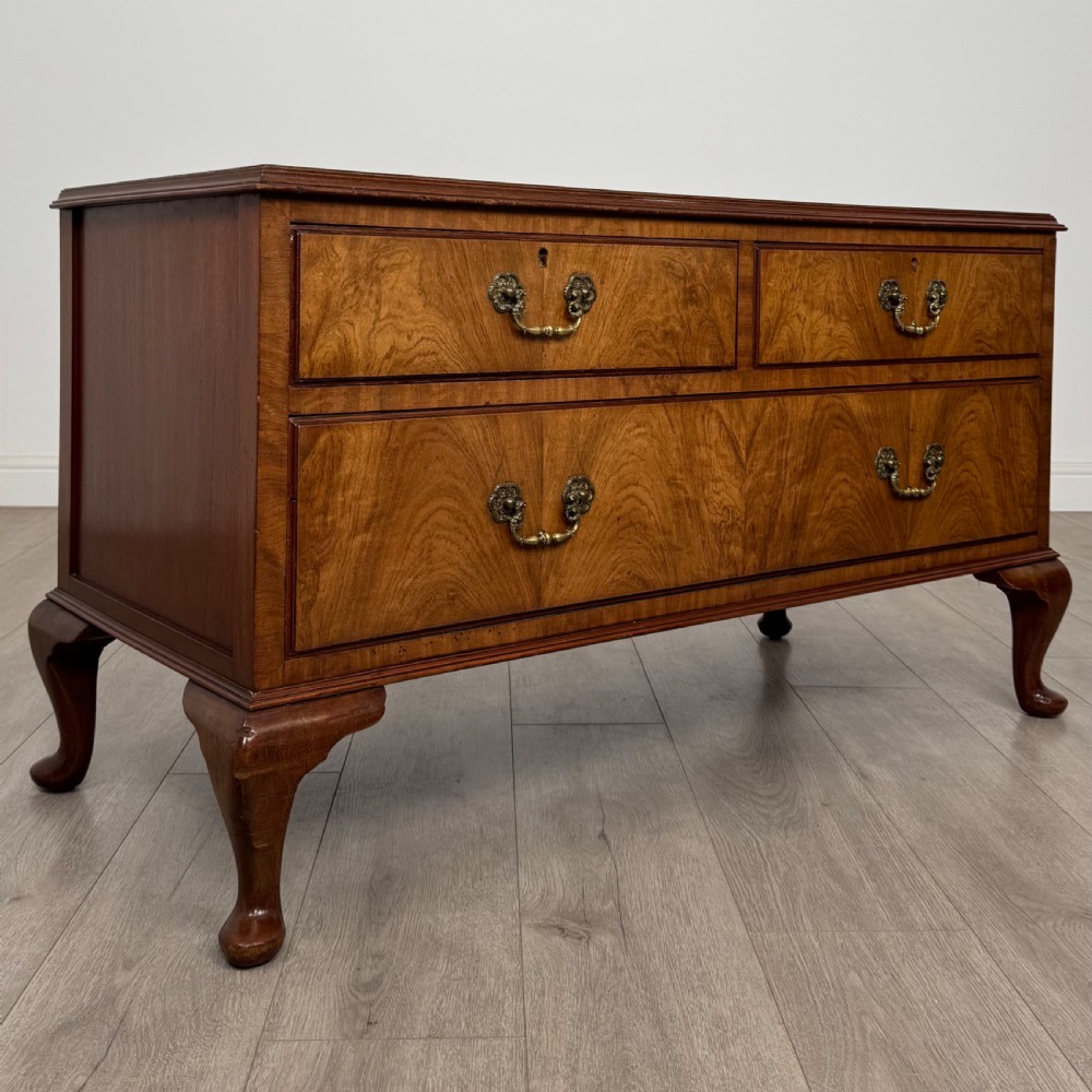  Antique 20th Century Low Chest Of Drawers In Walnut  View VIII