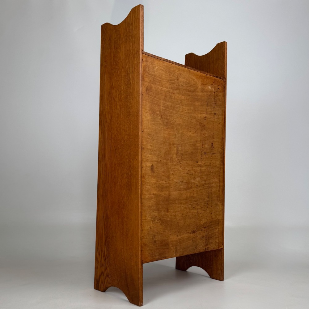 Antique 20th Century Good Quality Small Golden Oak Bookcase  View V