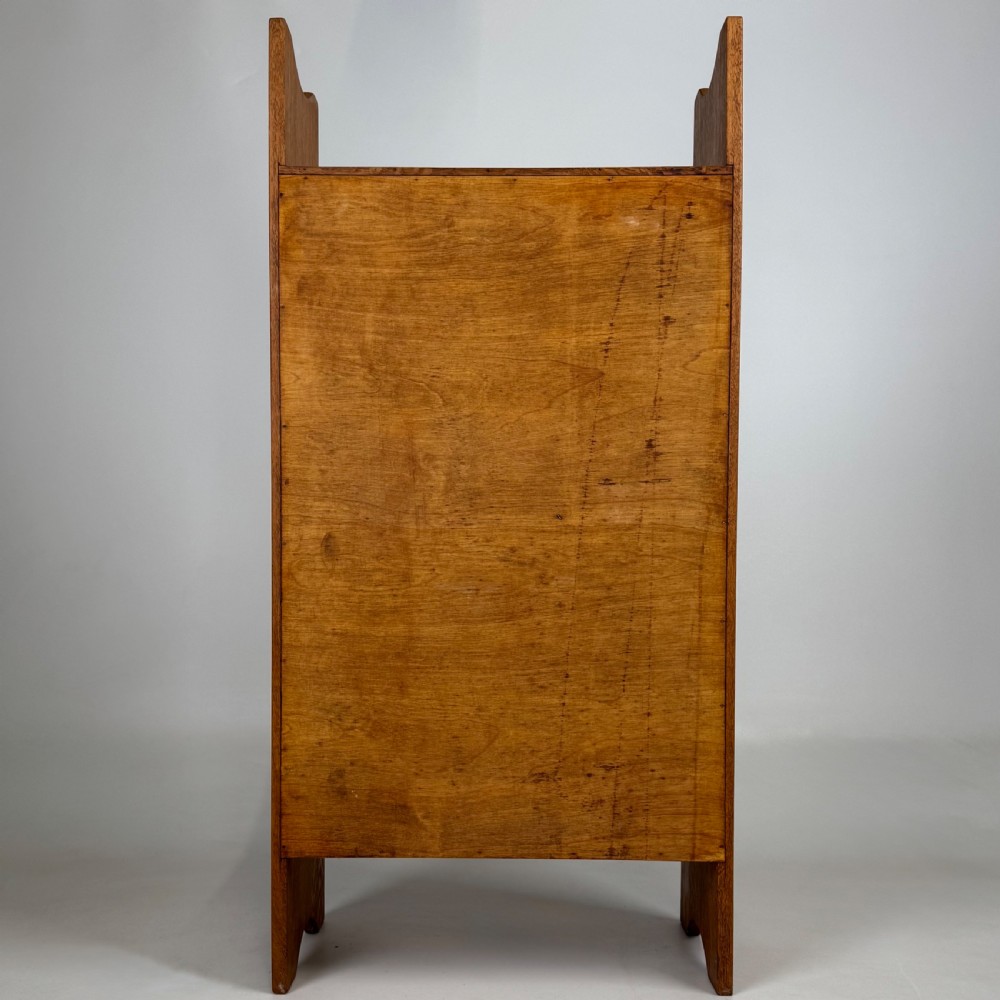 Antique 20th Century Good Quality Small Golden Oak Bookcase  View VI