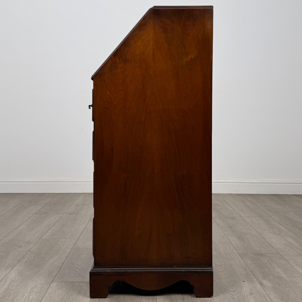  Antique 20th Century Narrow Bureau In Walnut  View IV